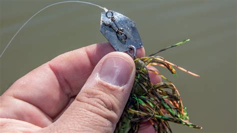 how to tie a chatter bait|How To Tie On A Chatterbait